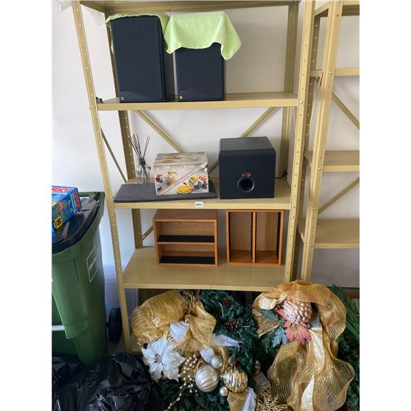 Miscellaneous Christmas Decorations - Sub and 2 Speakers - Pasta Maker etc?