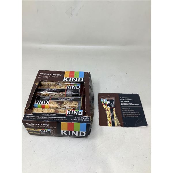 Kind Bars almond & coconut case lot of 12 x 40g