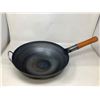 Image 1 : Professional steel wood handled wok, seasoned