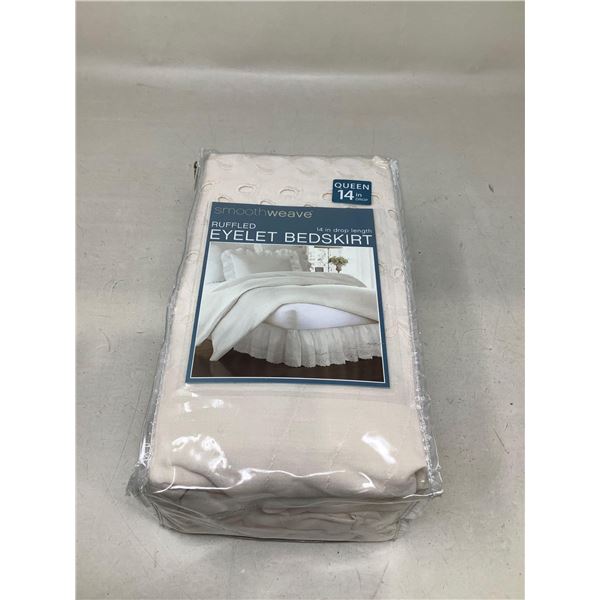 Smoothweave Ruffled Eyelet Bedskirt