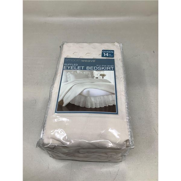 Smoothweave Ruffled Eyelet Bedskirt