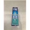 Image 1 : Oral B Professional Floss Action 3 Brush Heads