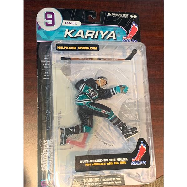 Paul Kariya McFarland Figurine NEW Mint Cased with ice surface mount and stick