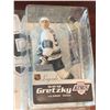 Image 2 : Wayne Gretzky LA Kings McFarland Figurine NEW Mint Cased with ice surface mount and stick