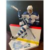 Image 2 : Owen Nolan Toronto maple Leafs McFarland Figurine with ice surface mount and stick