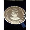 Image 2 : Canadian Mint issued rare 1977 Her majesty queen elizabeth II Silver cased medallion commemorative i