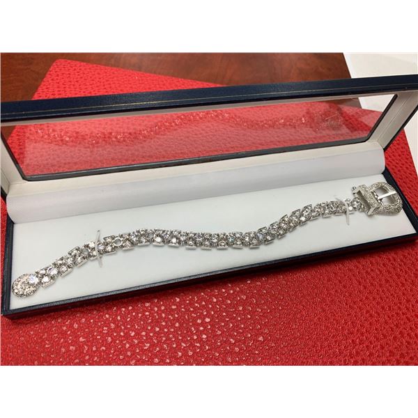 Stunning Sterling Silver Ladies Buckle Design Bracelet NEW with gemstones Gift boxed