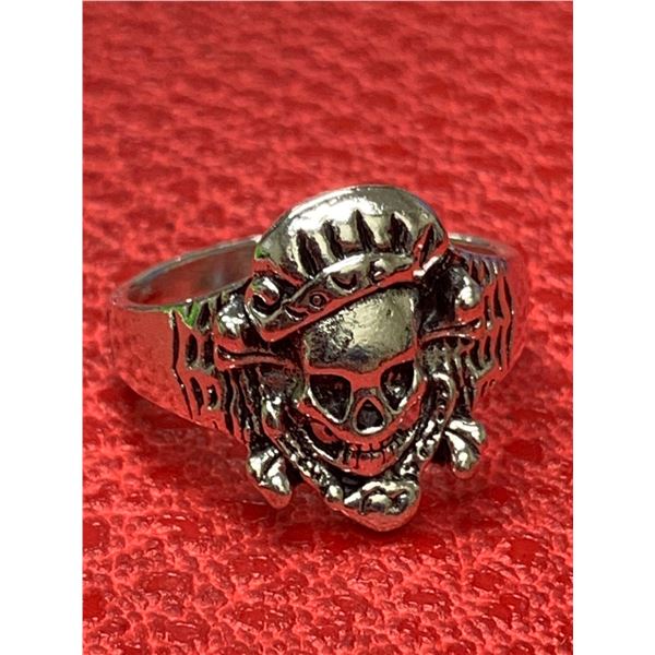 Gents Silver Bikers Ring Love size 9 sculpted NEW