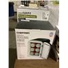 Image 2 : Chefman Portable Personal Fridge