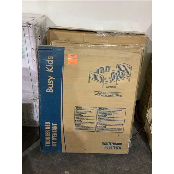 Busy Kids Toddler Bed (27 1/4in x 51 5/8in)