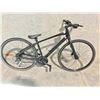 Image 2 : BLACK SPECIALIZED 16 SPEED. 15" FRAME, DISC BRAKES ROAD BIKE
