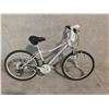 Image 2 : SILVER INFINITY COSMO 21 SPEED, 13" FRAME, FRONT SUSPENSION MOUNTAIN BIKE