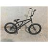 Image 2 : BLACK NO NAME SINGLE SPEED, 9" FRAME STUNT BIKE