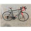 Image 2 : BLACK ORBEA AVANT 18 SPEED, 20" FRAME ROAD BIKE