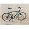 Image 2 : BLACK TREK ANTELOPE 24 SPEED MOUNTAIN BIKE- NO FRONT BRAKES