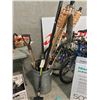 Image 3 : LOT OF HAND AND GARDEN TOOLS WITH TIKI TORCHES