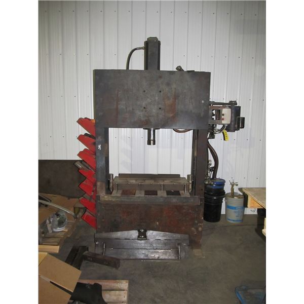 80 TONNE 5 HP SHOP BUILT PRESS
