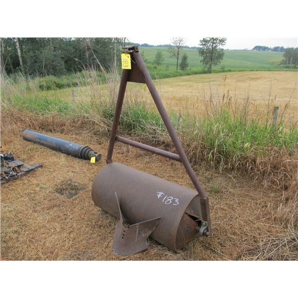 39" LAWN ROLLER AND POTATO DIGGING SHANK