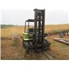 Image 3 : CLARK 6802 PROPANE 2 STAGE FORKLIFT