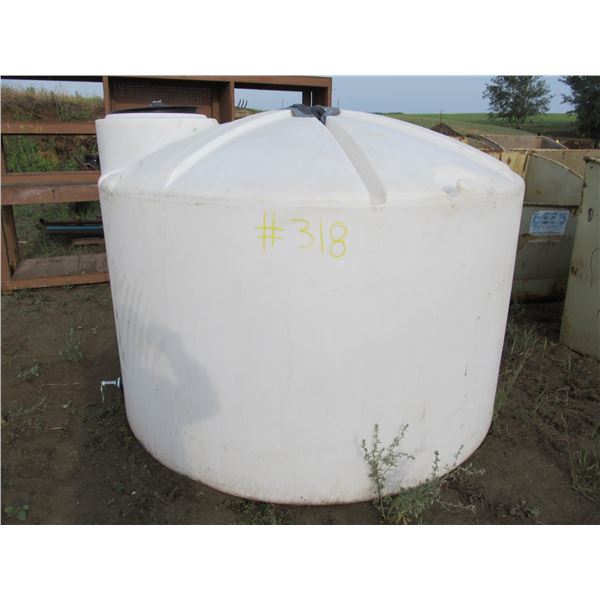 APPROX. 1250 GALLON POLY WATER TANK (CRACK/HOLE NEAR LID)