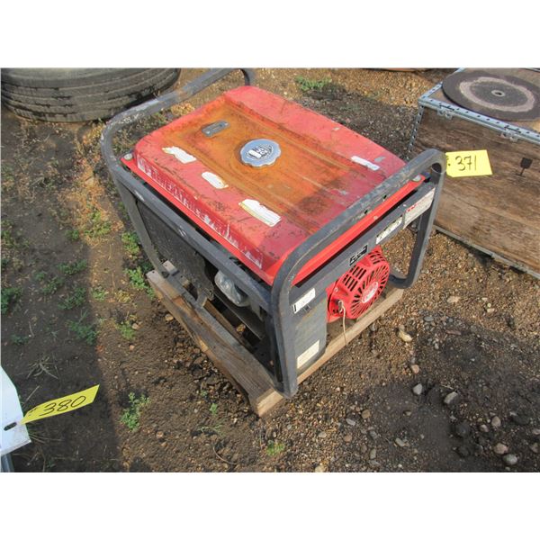 6500W GAS GENERATOR (NEEDS CARB REPAIR)