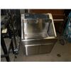 Image 1 : Stainless Steel Wash Sink