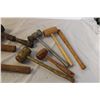 Image 3 : Wooden Hammer + misc