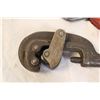 Image 2 : pipe cutter + 14" pipe wrench