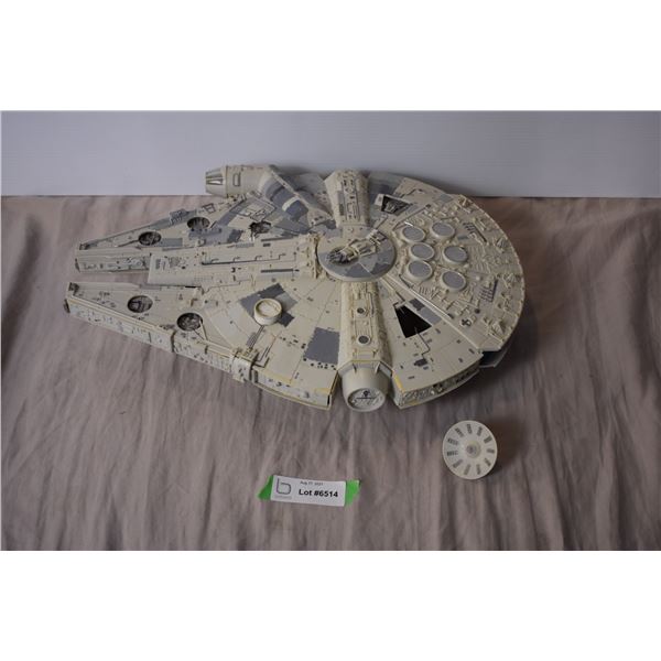 Star Wars Falcon Ship (model Kit)