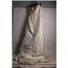 Image 1 : size 6 wedding dress (needs cleaning)