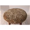 Image 2 : Small Foot Stool