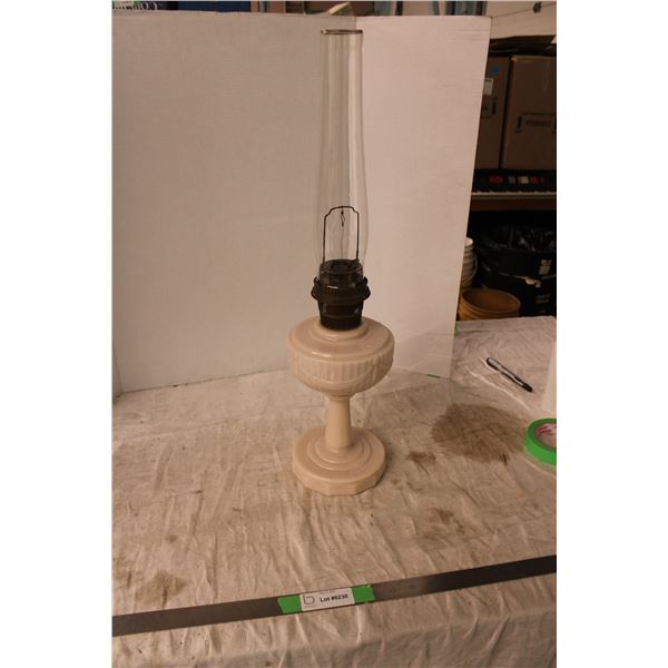 Aladdin Lamp with Chimney 25  Tall