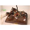 Image 2 : Horse Lamp