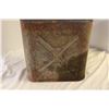 Image 3 : Vintage Metal Gas Can