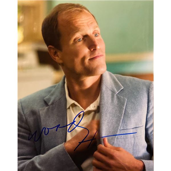 Woody Harrelson signed movie photo