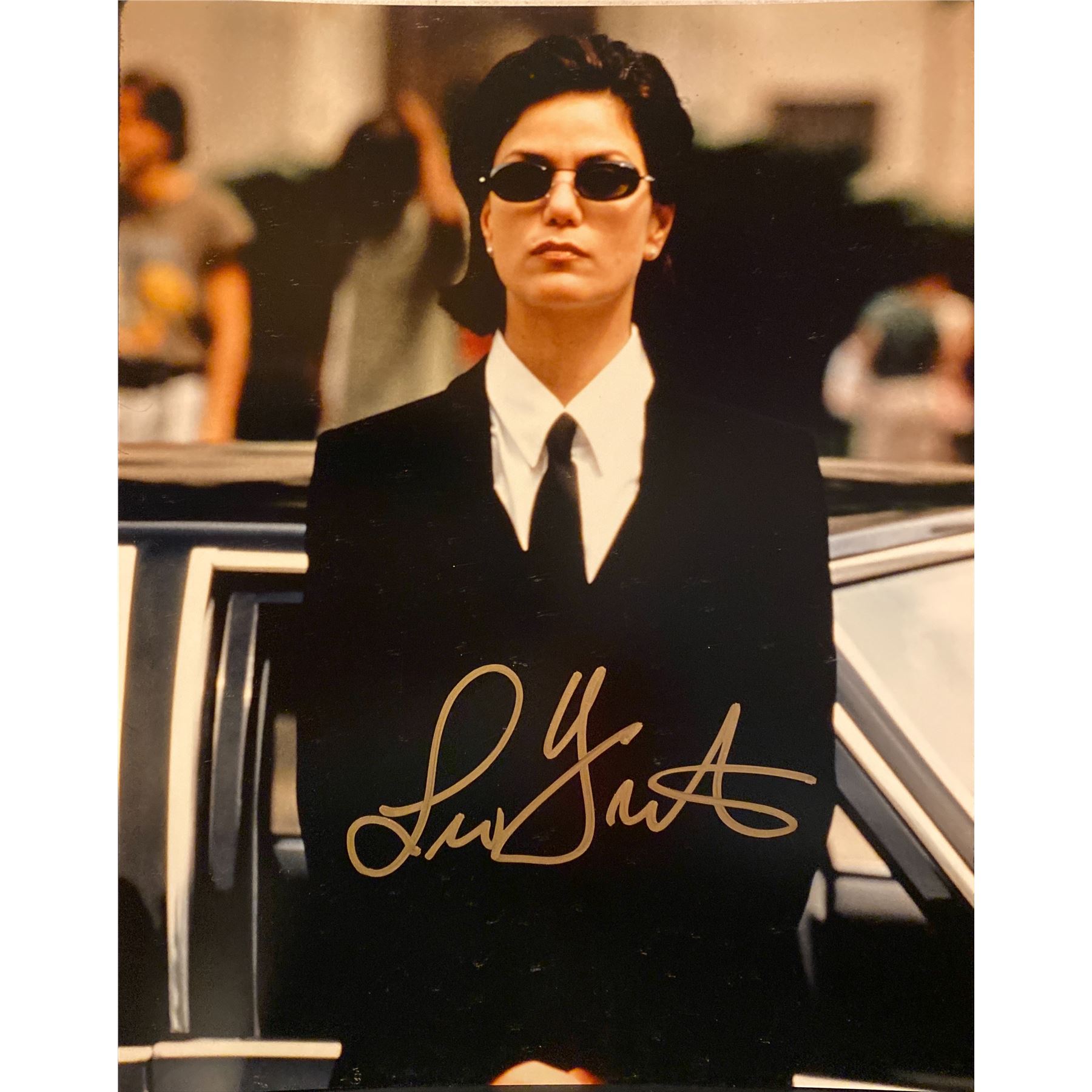 Men In Black Linda Fiorentino Signed Movie Photo Men In Black Linda Fiorentino Signed Movie Photo