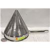Image 1 : STAINLESS STEEL CHINA CAP STRAINER