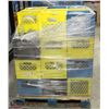 Image 1 : PALLET OF SERVING DISHWARE APPRO. 35 CRATES