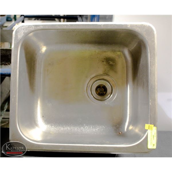 STAINLESS STEEL SINGLE WELL SINK