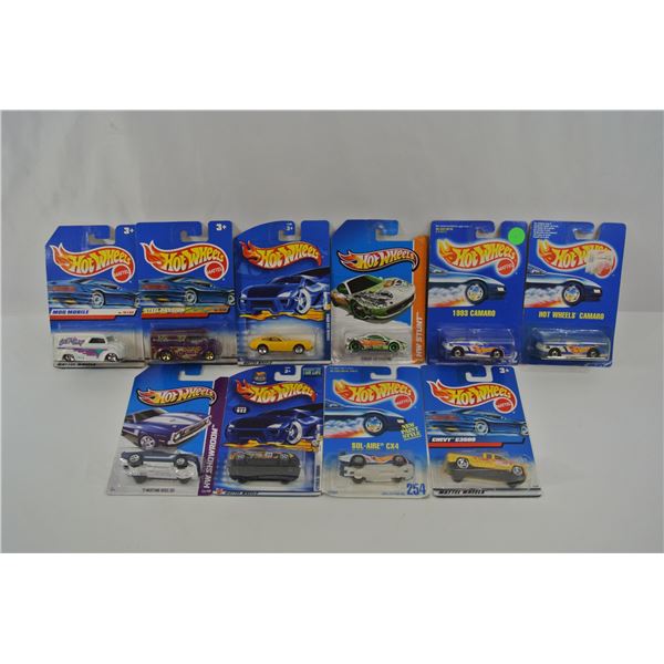 10 Hot Wheels Diecast Cars