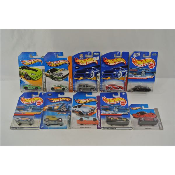 10 Hot Wheels Diecast Cars