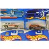 Image 2 : 10 Hot Wheels Diecast Cars