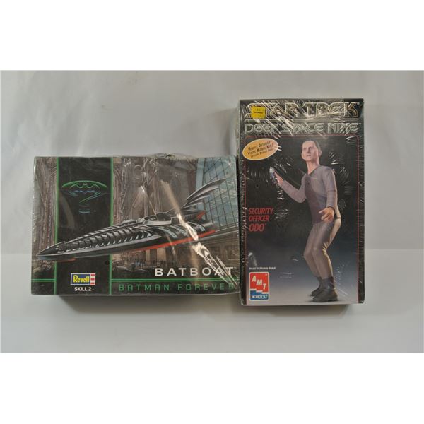 2 Model Kits