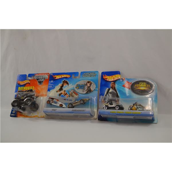 3 Hot Wheels