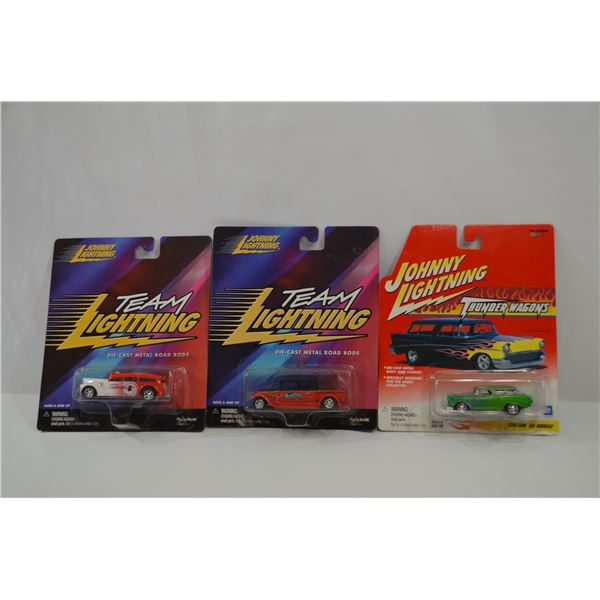 3 Johnny Lightning