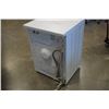Image 8 : WHITE SIMPLICITY APPARTMENT SIZE WASHER - 34 INCHES TALL, 23 1/2 INCHES WIDE