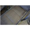 Image 8 : 2 PATIO LOUNGERS