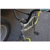 Image 2 : GREY AVIGO BIKE
