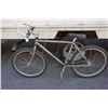 Image 1 : SILVER SPECIALIZED BIKE
