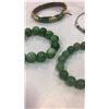 Image 2 : TRAY OF JADE LIKE BRACELETS